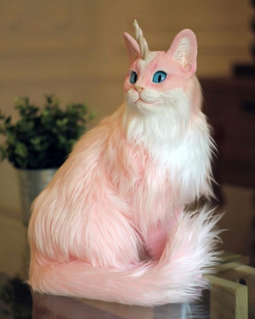 sosuperawesome - Poseable Caticorn Soft Sculpture, by Álvaro...