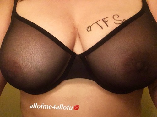 Thanks for this hot boobs fansigns @allofme4allofu Very sexy...