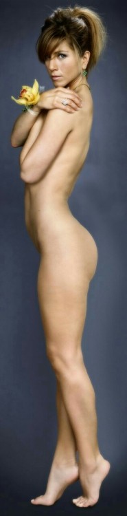 jenniferanistonsexylegs - Jennifer Aniston nude