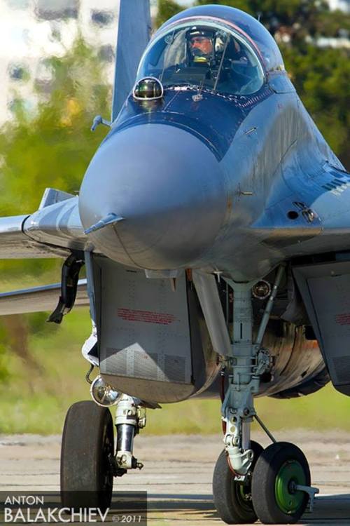 planesawesome - MiG-29.