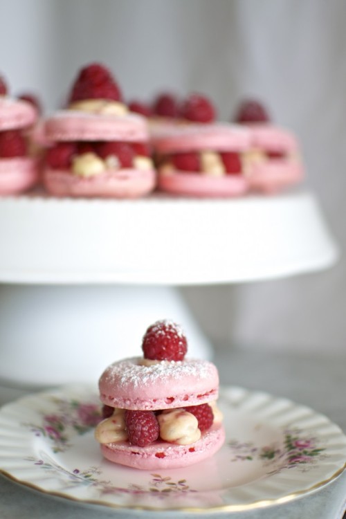 sweetoothgirl - Rose, Raspberry and Pink Peppercorn Macarons