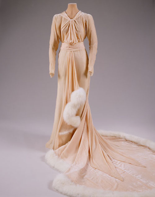 fashionsfromhistory - Wedding Dress Worn by Marjorie Merriweather...