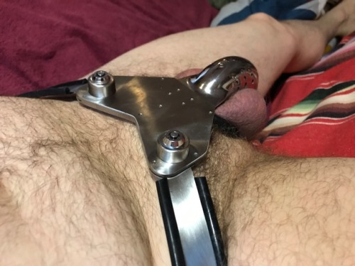 confessionsofahoodedbottom - Securely locked, PA hooked into...