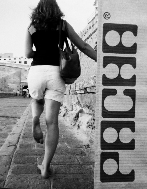 dreckigefuesse - leicauntouched - German leica girl, Ibiza....