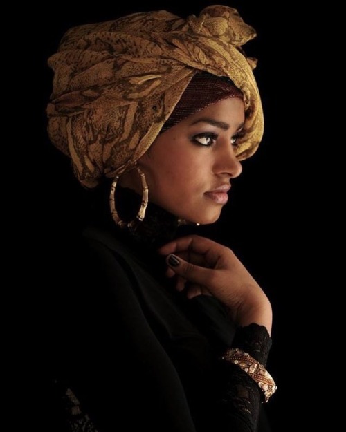 divinessence7 - #headwrap #culture #adornments #melaninpoppin...