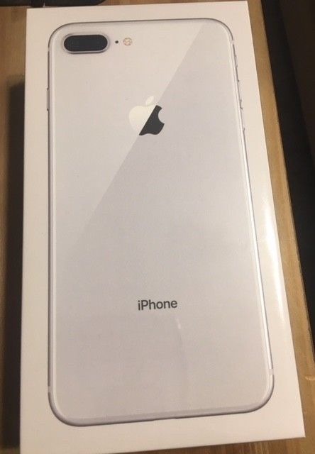 queenaceent - Iphone 8 Brand new sealed in box $295 message me