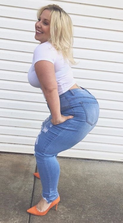 bigbuttsthickhipsnthighs - Thick bunny