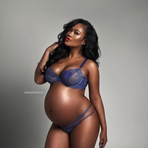 bellylove577 - Babes with bumps!
