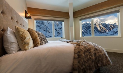 hotelsociety - Hotel of the day - The Sheldon Chalet, AlaskaFirst...