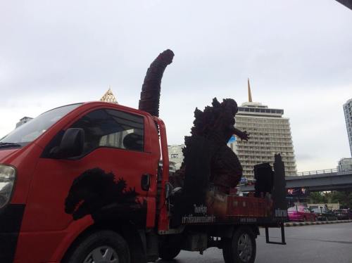 astoundingbeyondbelief - Godzilla takes a drive through Bangkok.