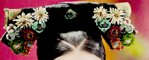 guzhuangheaven - Legend of Ruyi + hairstyles closeups (Ruyi -...