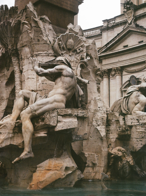 warmhealer:Rome, 35mmWhen I took this it was a rainy morning,...