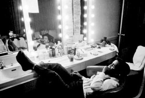 summers-in-hollywood:Sammy Davis Jr. in his dressing room after...