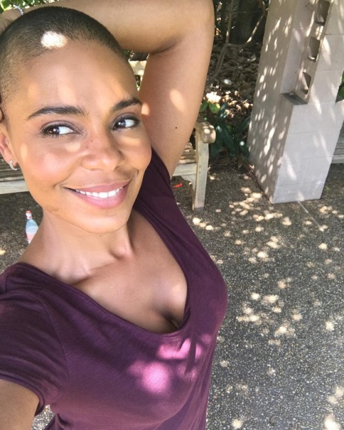guts-and-uppercuts - Sanaa Lathan shaved her head and she looks...