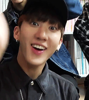 Image result for gif changbin straykids