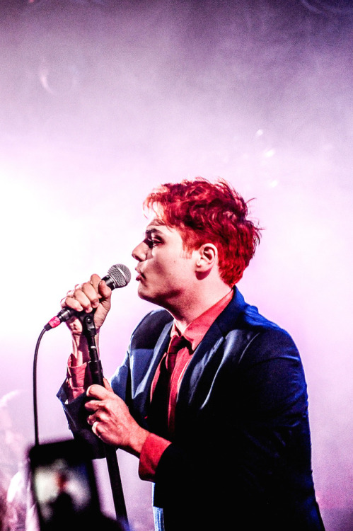 frnko-mars - Gerard Way at The Troubadour, October 13, 2014 - Bo...