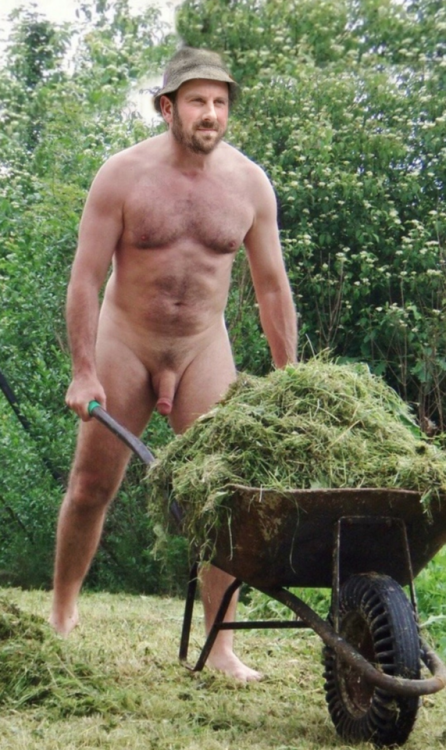 alanh-me:59k+ follow all things gay, naturist and “eye...