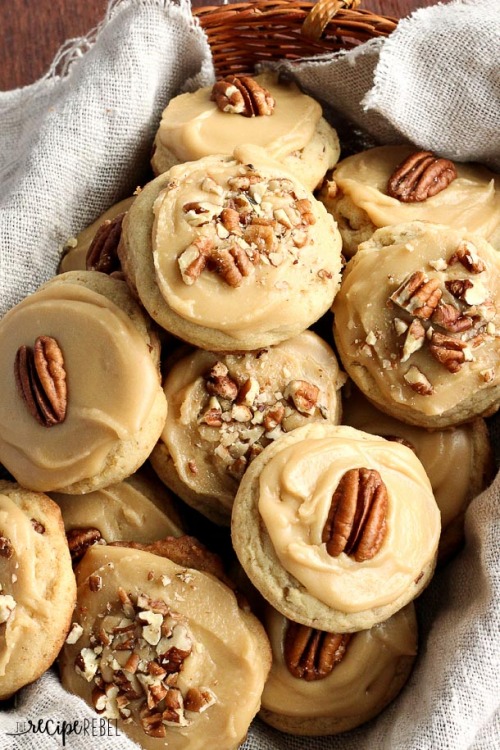 sweetoothgirl:Brown Sugar Pecan Cookies