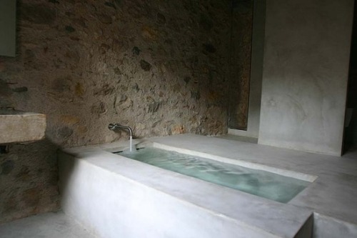 69homme - Rick Owens’ Tomb Bathroom