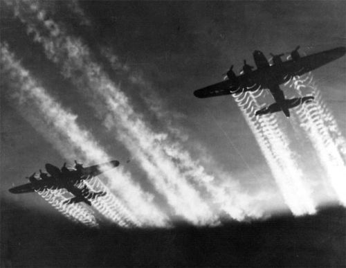 warhistoryonline - American B-17 Flying Fortresses in flight over...