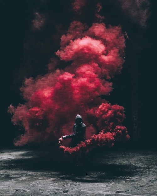 reversedbeat - “smoke”© // Red aesthetic