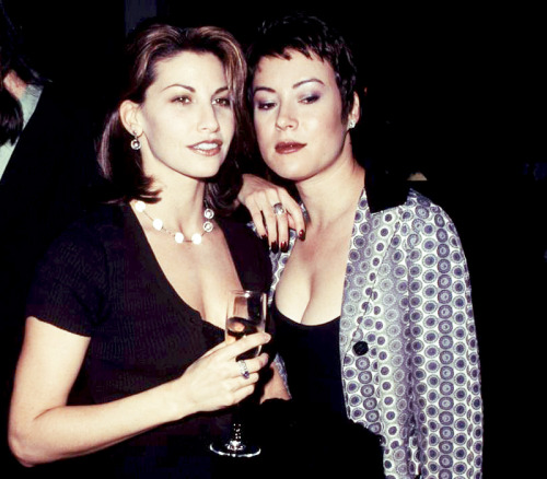 mabellonghetti - Gina Gershon and Jennifer Tilly at the premiere...