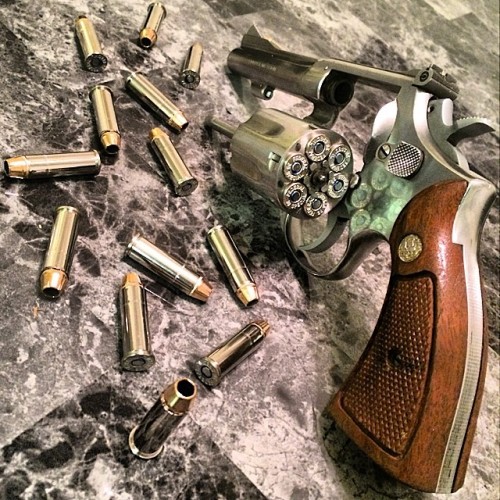 gunblr - Mmmm #gunblr #guns #igmilitia #calguns #tacxlife...