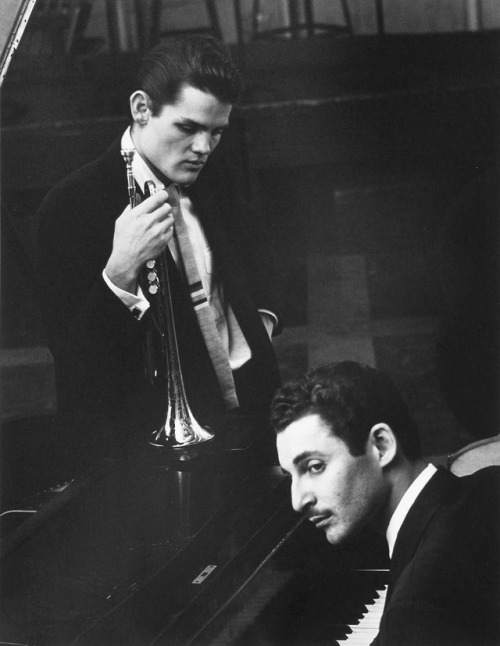 middleamerica - Chet Baker with Russ Freeman, Hollywood, 1954,...