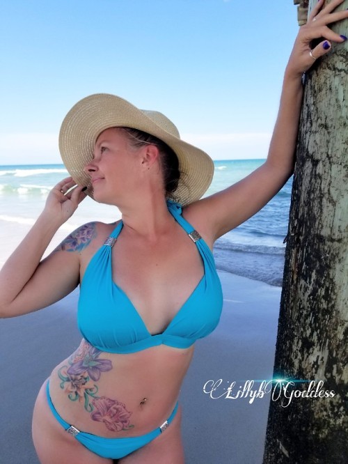 lillybgoddess - Beach Time. Good Times!~LillybGoddessLike,...