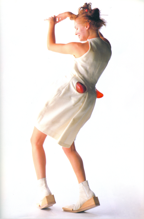 roguetraders:20471120 by Toru Kogure for High Fashion Magazine...