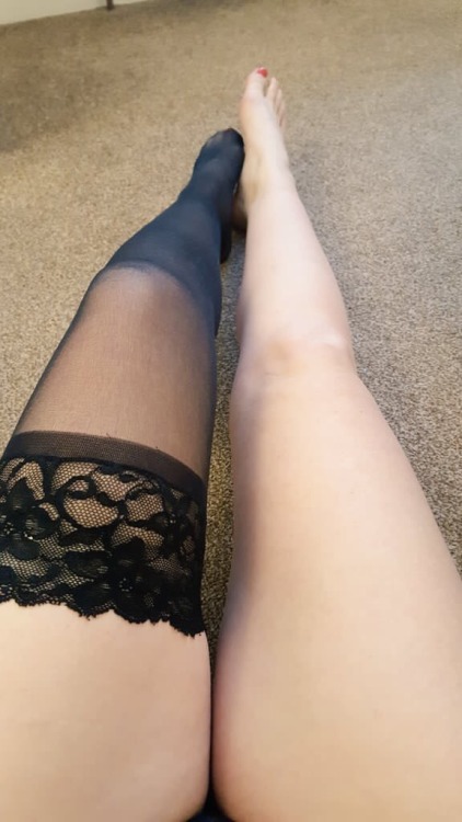 silkandglamour - So what do you guys think is sexier; stockings...