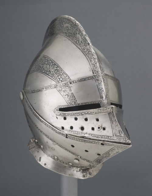 peashooter85:Close helmet for use in the field, Germany, circa...