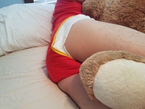 chubblesbear - Doesn’t @wetonpurpose look adorable in his thick,...