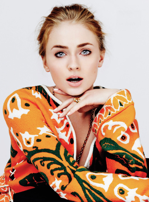 blondiepoison - Sophie Turner for Glamour Mexico (July 2015)