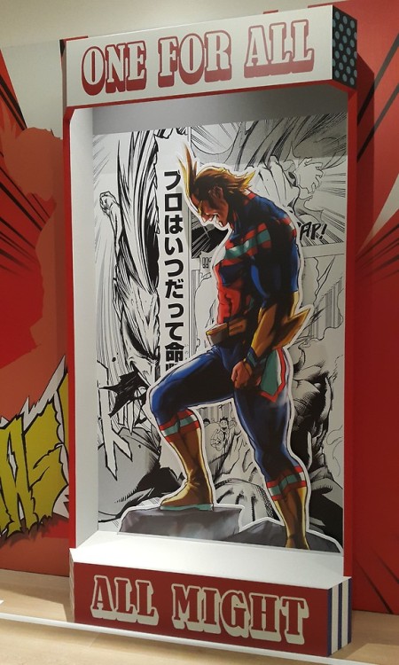 akaganei - life size boku no hero academia character stands from...