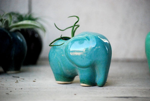 lesstalkmoreillustration - Mini Handmade Ceramic Elephant...