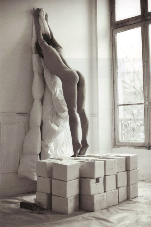 nude–celebrities - Milla Jovovich Nude for Playboy Magazine