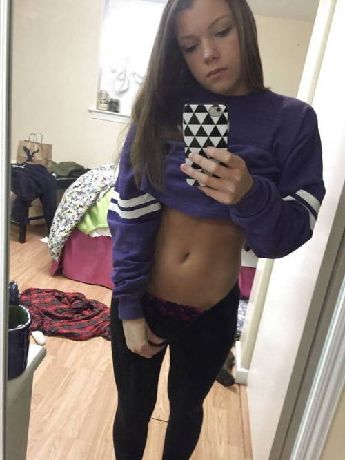 hotmichigangirls2018 - Gracie Henndhall she is such a freak...