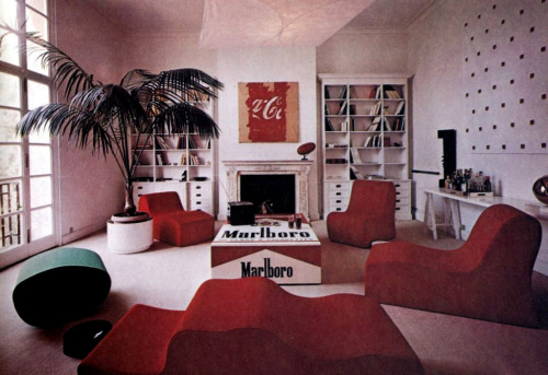superseventies - 1976 living room design.
