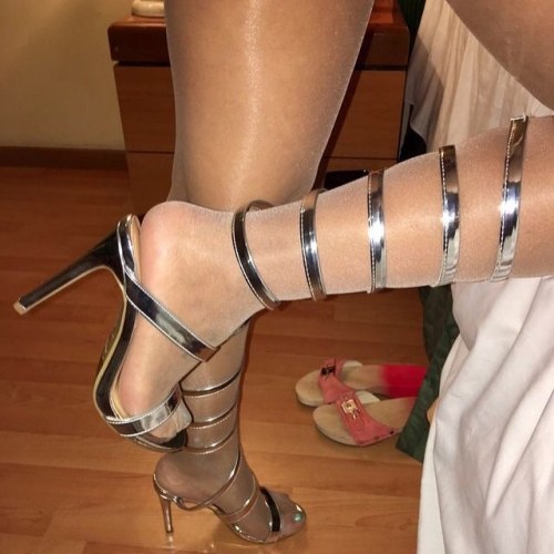 felipeseptimo - #shiny #feet #fetish #sandals #stilleto #nylons...