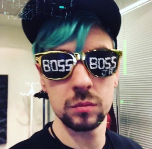 JACK THIS IS I L L E G A L @therealjacksepticeye
