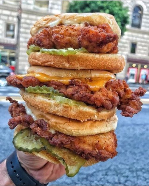 yummyfoooooood - Fried Chicken Burgers