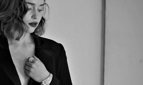 khalessibee:EMILIA CLARKE: The new face of Dior Jewelry...