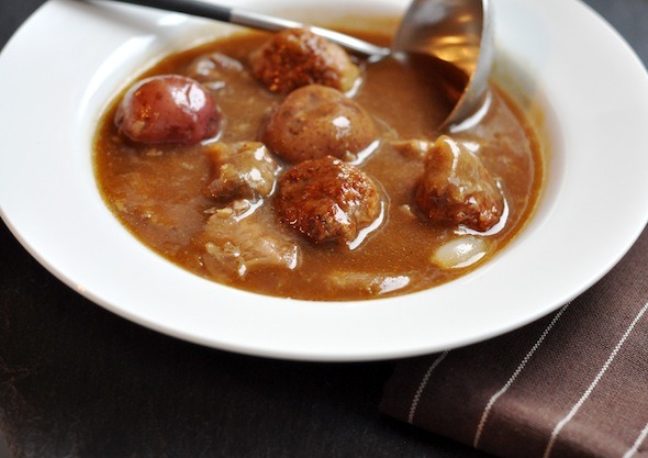 Ragout de boulettes (meatball stew)
Ingredients
Pork
• 1 piece of 1 kg (2 lb) of pork in the thigh or shoulder, trimmed and boneless
• Olive oil 30 ml (2 tbsp.)
• 1.25 liters (5 cups) chicken broth,...
