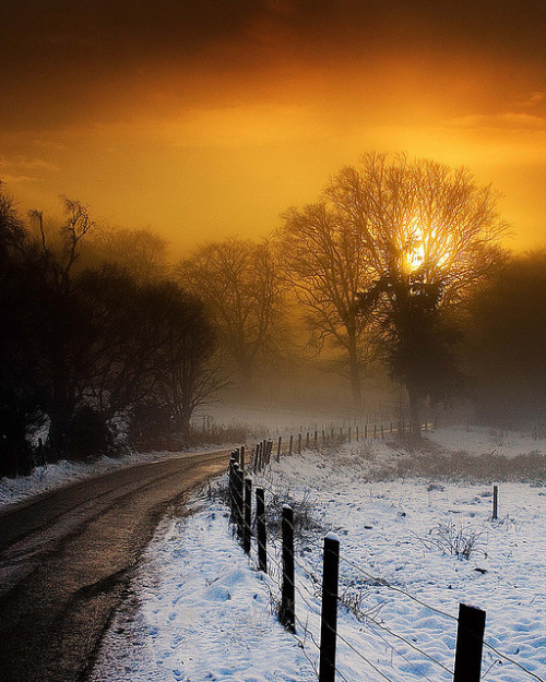 coiour-my-world - Winter Road 3 by Colin Campbell (Bruiach) on...