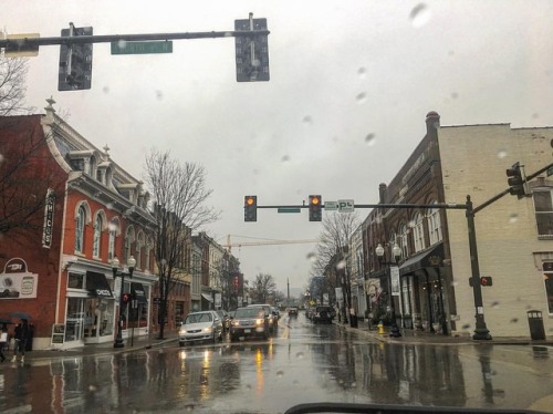 Downtown #franklin #rain #mainst (at Franklin, Tennessee)