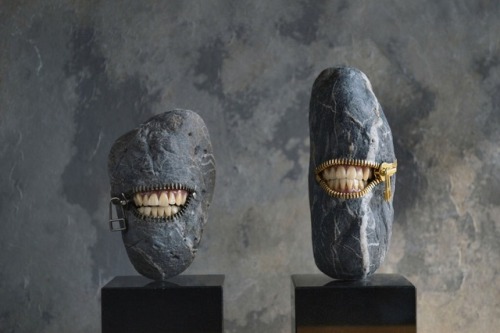diet-poison - talesfromweirdland - The “smiling stones” of...