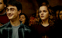 Emma Watson & Daniel Radcliffe   Tumblr_oa6pwtNPMd1qhphz2o5_r1_250