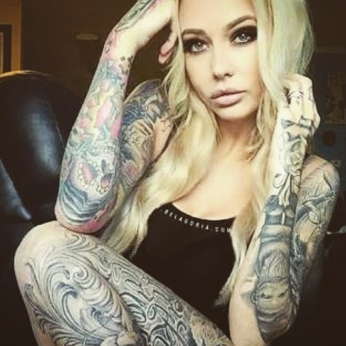 #tatoogirl #tatoo #sexy #sexytatoo #sexygirsl #sexygirl #blond