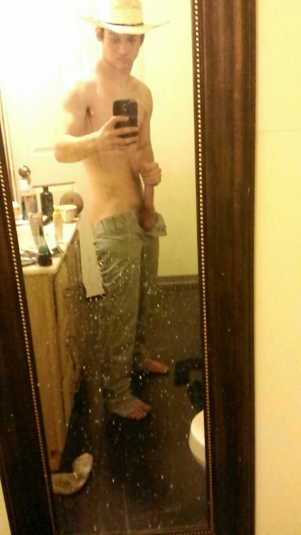 naked-male-selfies - Hot pics, dirty mirror